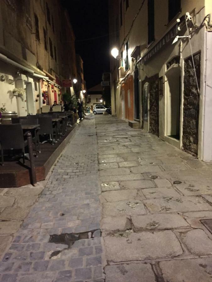 Monolocale Centro L'Ile Rousse A 100Mt Dalla Spiaggia ภายนอก รูปภาพ